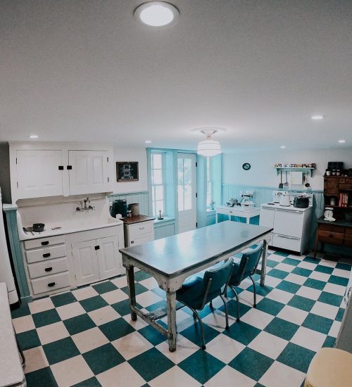 Retro-Kitchen-1